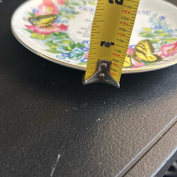 Gold Rimmed Porcelain Plate - Picture 10 of 10